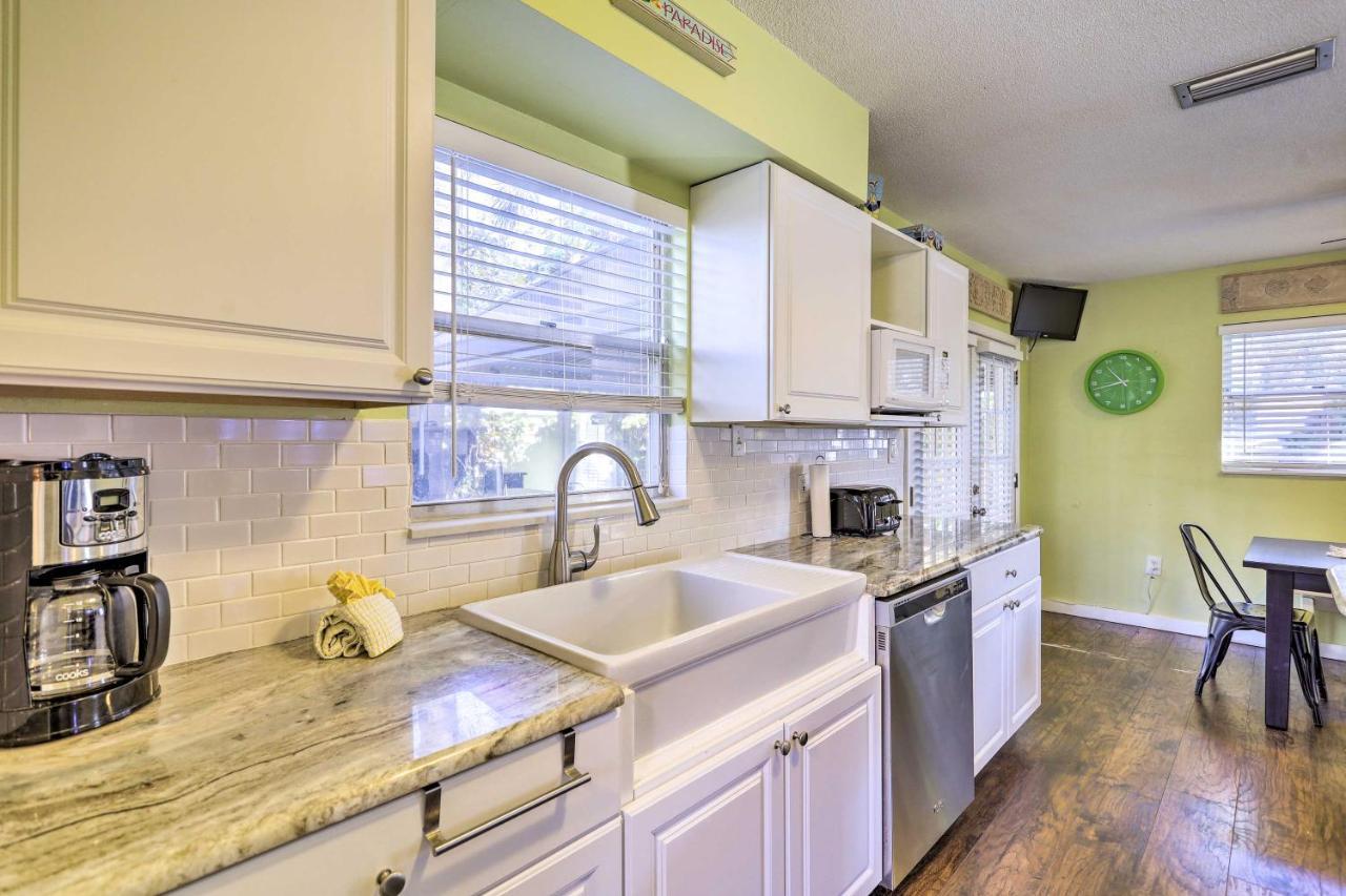 Cape Canaveral Cottage With Hot Tub Walk To Beach Ngoại thất bức ảnh